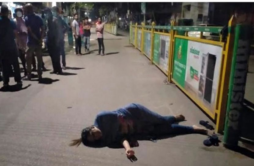 শ্লীলতাহানির মামলার আসামিকে নিজেই ছাড়িয়ে নিলো তরুণী 