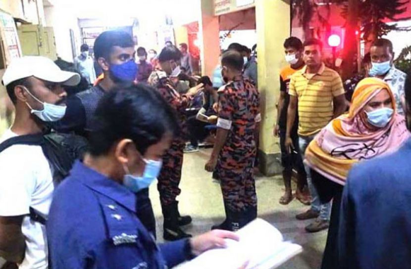 পাহাড় বাঁচিয়ে দিলো ৩০ বিশ্ববিদ্যালয় শিক্ষার্থীর প্রাণ