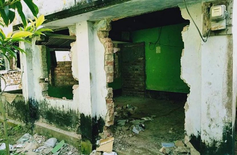 ফরিদপুরে বড় ভাইয়ের বিরুদ্ধে ছোট ভাইয়ের সংবাদ সম্মেলন