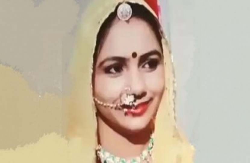 স্ত্রীকে হত্যা করে মোবাইলে গেম খেলায় মগ্ন স্বামী