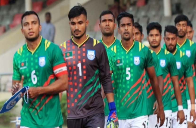 র‌্যাংকিংয়ে দুই ধাপ পেছাল বাংলাদেশ ফুটবল 
