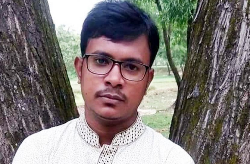 তানোরে আ’লীগ কার্যালয়ে ডেকে নিয়ে সাংবাদিককে মারধর