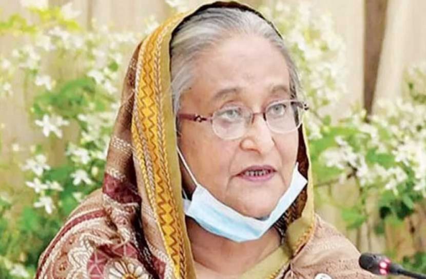 করোনা : স্কুলে স্কুলে বই বিতরণ