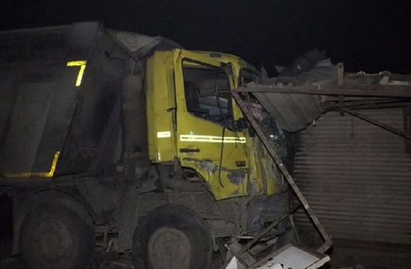 ভারতে ঘুমন্ত শ্রমিকদের ওপর ট্রাক, নিহত ১৫