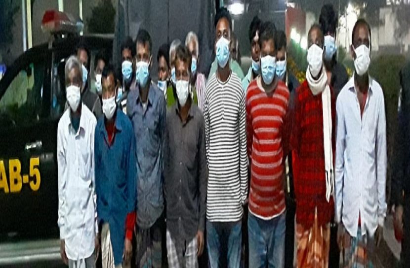 নাটোরে ২৯ মাদকসেবী আটক