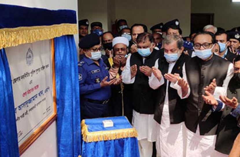 চট্টগ্রামে নতুন এসপি ভবন উদ্বোধন করলেন স্বরাষ্ট্রমন্ত্রী