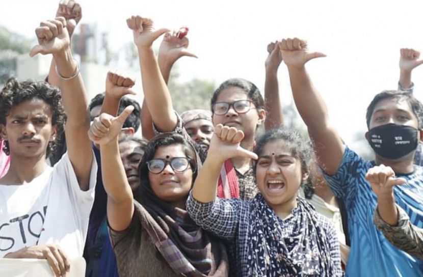 ডিজিটাল নিরাপত্তা আইনকে ‘বৃদ্ধাঙ্গুলি’ প্রদর্শন