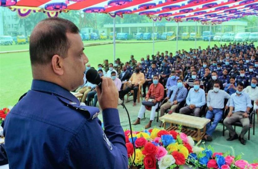‌'ভোটারদের বাড়ি থেকে কেন্দ্রে পৌঁছানোর দায়িত্ব আমার'
