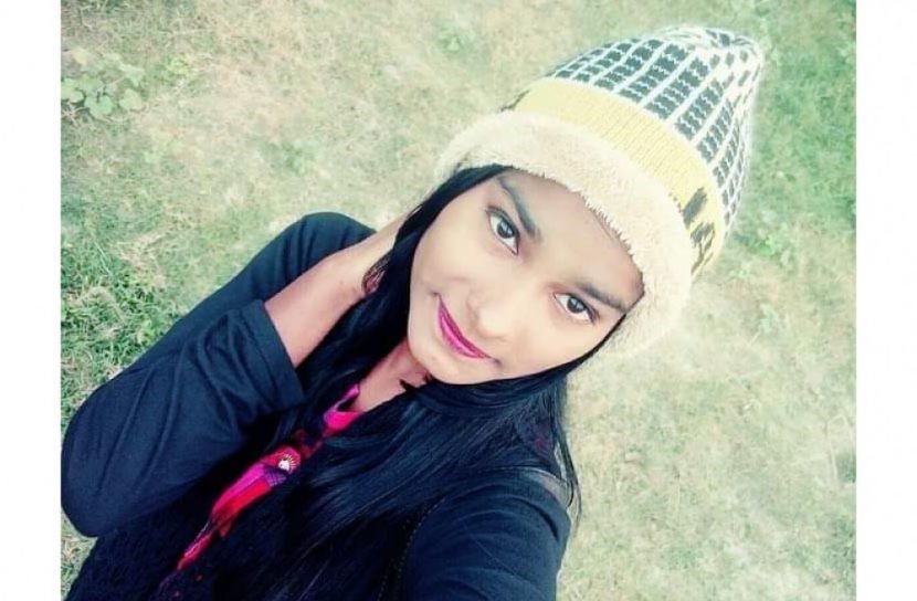 মোবাইল নিয়ে অভিমান, কলেজছাত্রীর আত্মহত্যা