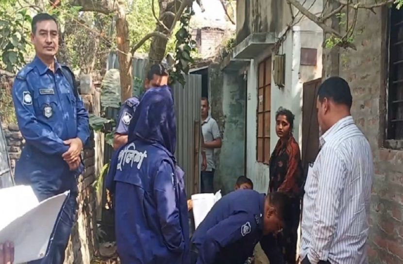 শিবগঞ্জে বৃদ্ধাকে গলা কেটে হত্যা