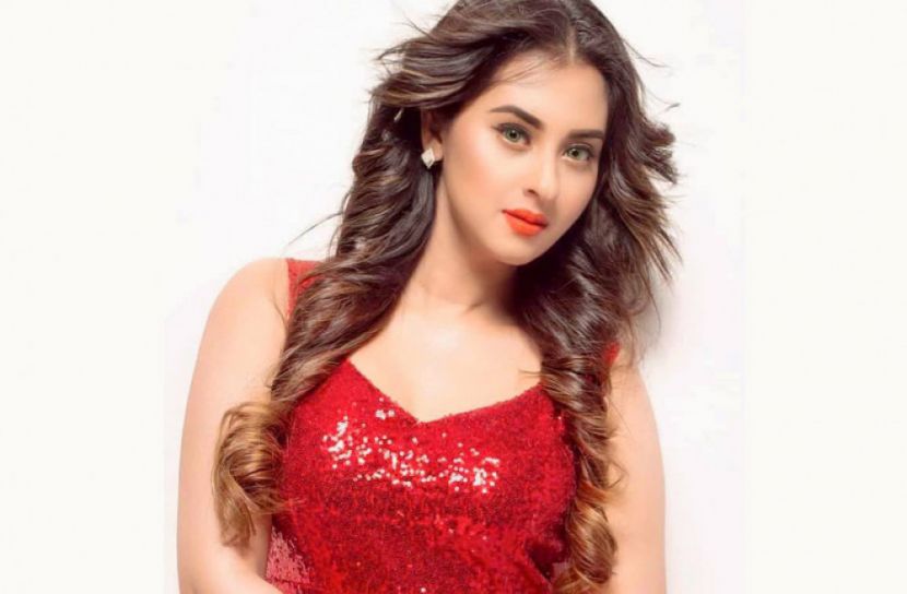 ব্যস্ত সময় পার করছেন বুবলী