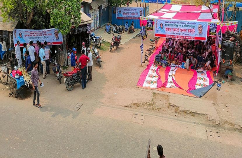 তামাকচাষিদের নাটকীয় অনশনের নেপথ্যে তামাক কোম্পানি!