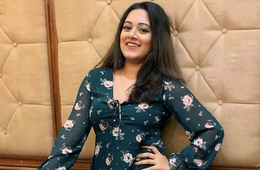 দীঘির বিরুদ্ধে কোটি টাকার মামলা