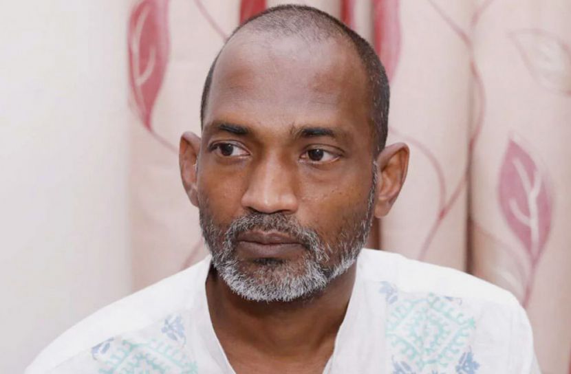 কার্টুনিস্ট কিশোরের ডান কানে অস্ত্রোপচার