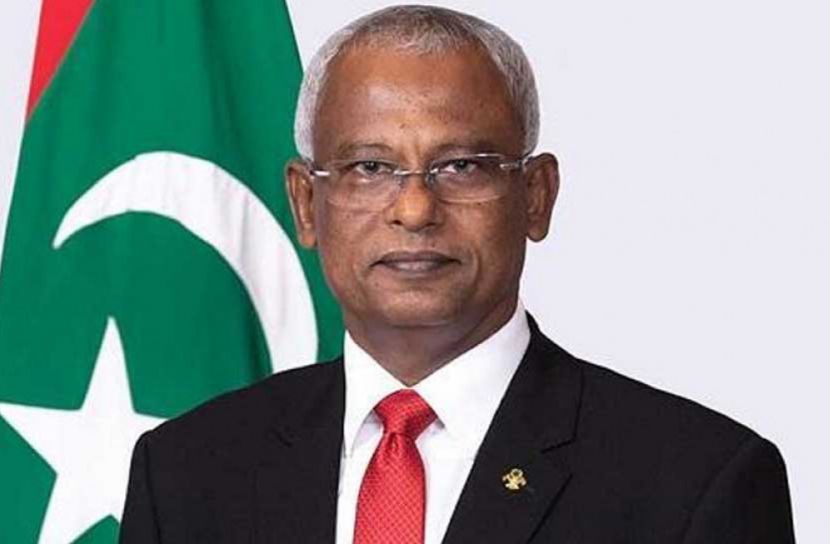 বঙ্গবন্ধুর প্রতিকৃতিতে মালদ্বীপের রাষ্ট্রপতির শ্রদ্ধা