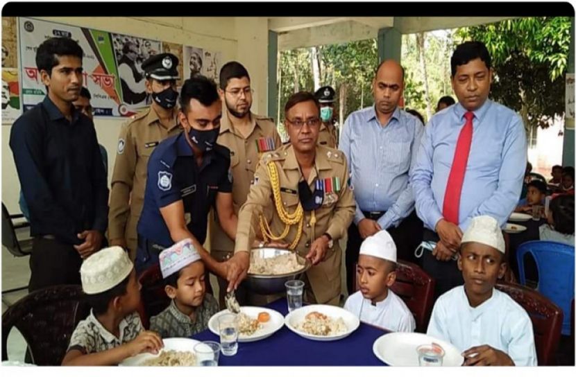 নড়াইলে হতদরিদ্র শিশুদের উন্নতমানের খাবার