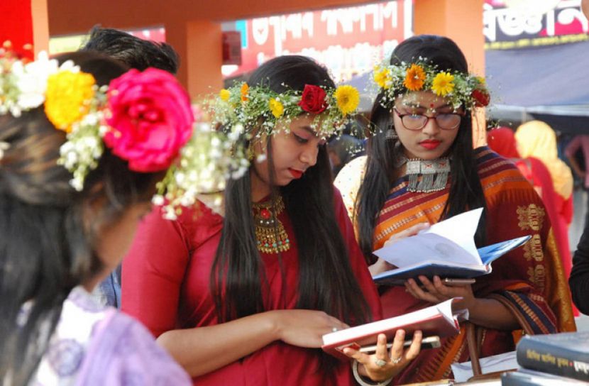 একনজরে  ‘অমর একুশে বইমেলা’র ইতিহাস