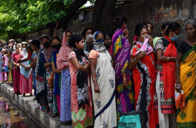 ভারতে করোনার দ্বিতীয় ঢেউ শুরু হয়েছে