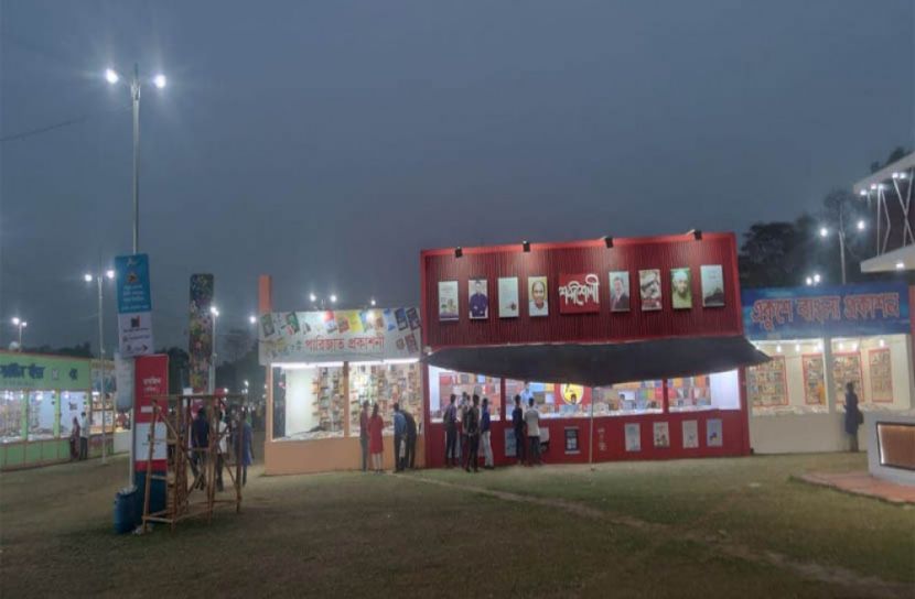 বইমেলায় স্টল বরাদ্দ নিয়ে স্বেচ্ছাচারিতা