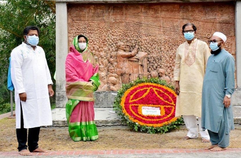 খুবি’তে স্বাধীনতার সুবর্ণজয়ন্তী উদযাপন