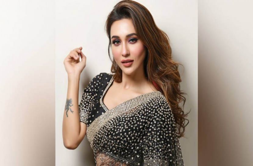 মিমিকে যে প্রস্তাব দিলেন ভক্ত!