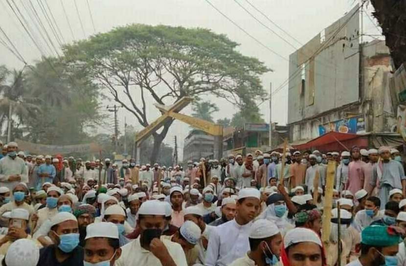 চট্টগ্রাম-কক্সবাজার মহাসড়ক অবরোধ