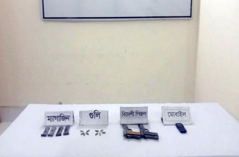 পিস্তল-গুলিসহ কিশোর গ্রেফতার
