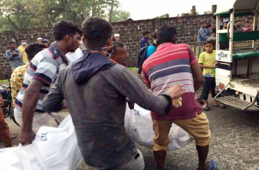 সিলেটে বাসের ধাক্কায় মা-মেয়েসহ নিহত ৩