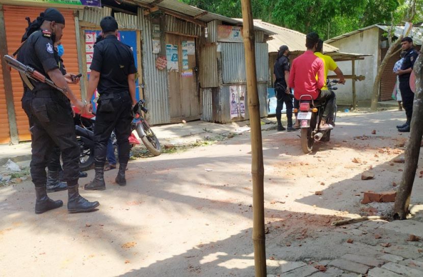 নলছিটিতে মেম্বার প্রার্থীর সমর্থকদের সংঘর্ষ, আহত ১১