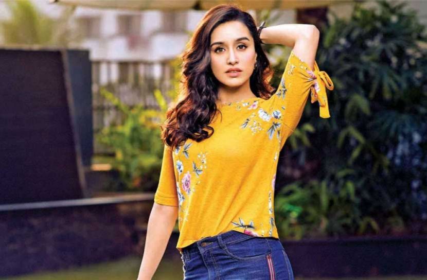 লন্ডনে দুই চরিত্রে চালবাজি করবেন শ্রদ্ধা