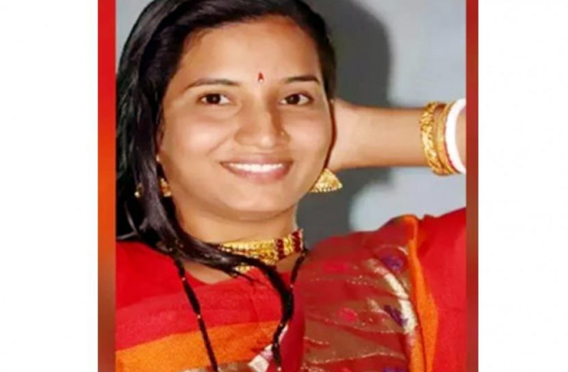 যৌতুকের বলি হলো নববধূ শিল্পী