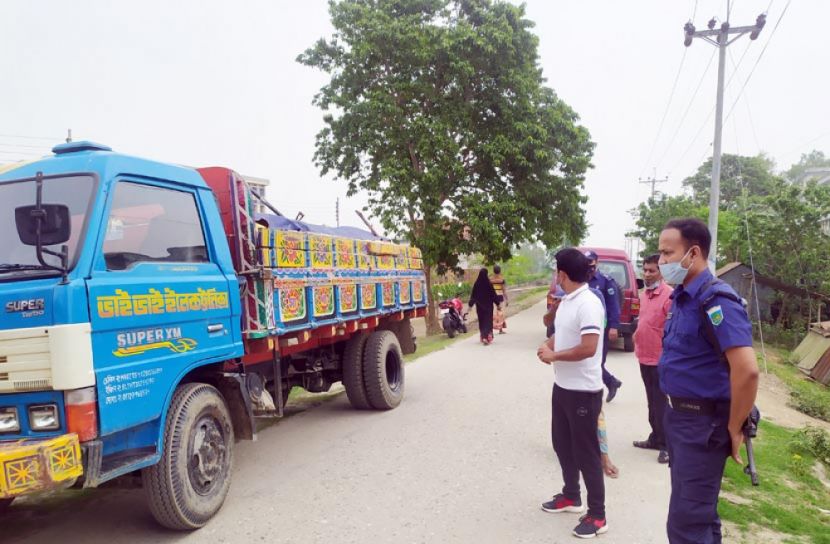 অবৈধভাবে বালু উত্তোলন, ব্যবসায়ীর জেল-জরিমানা 
