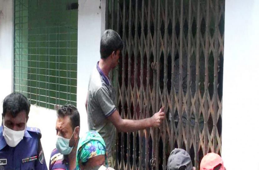 সাতক্ষীরায় বন্ধুকে গলা কেটে হত্যা