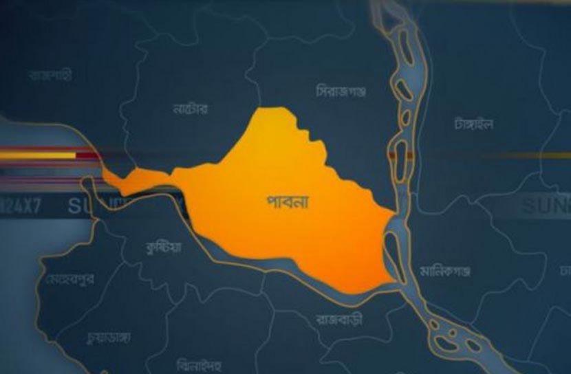 পাবনায় সড়ক দুর্ঘটনায় ভ্যানচালক নিহত