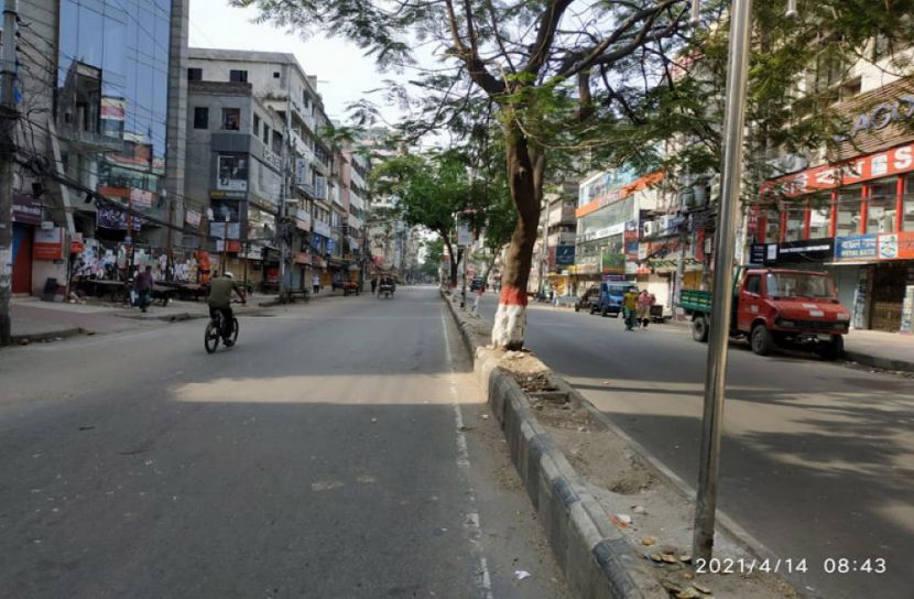 কঠোর লকডাউনে বাংলাদেশ 