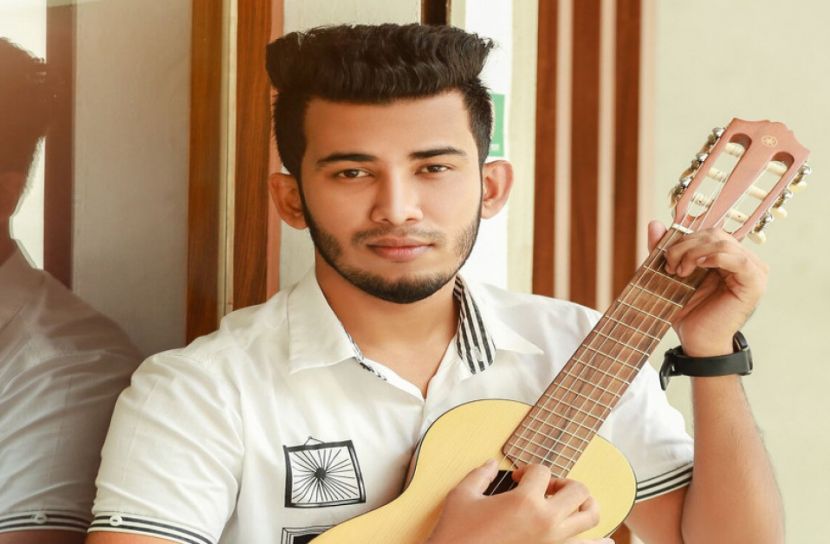 দিদার খানের ‘বলনা সখি’