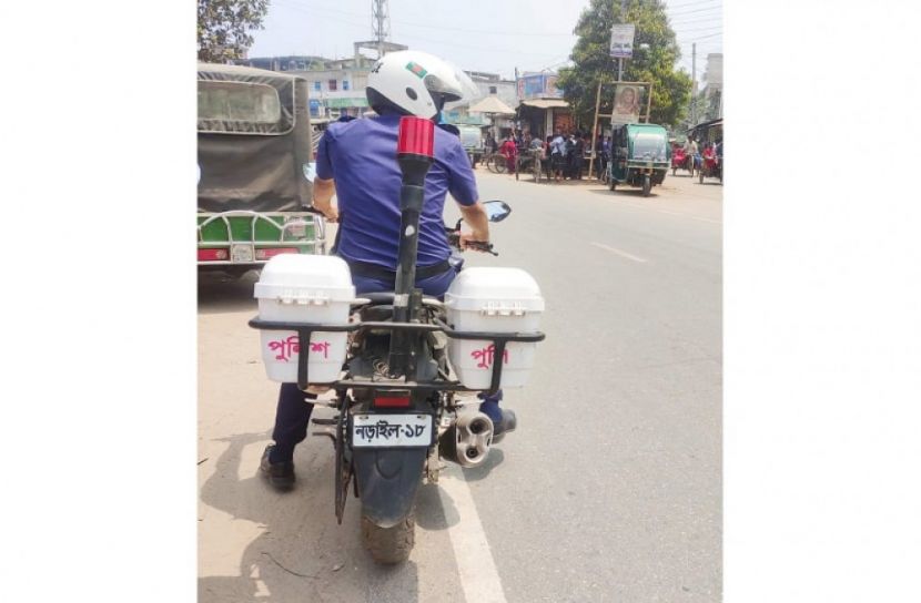 পুলিশ যা করবে তাই আইন!