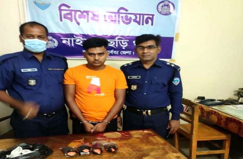 নাইক্ষ্যংছড়িতে ইয়াবাসহ মাদক কারবারি আটক
