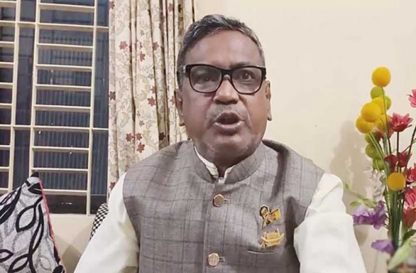 কাদের মির্জার বাড়িতে গুলি ছোড়ার অভিযোগ