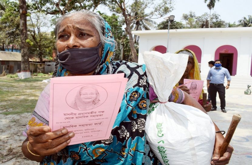 প্রধানমন্ত্রীর মানবিক সহায়তা প্রদান 