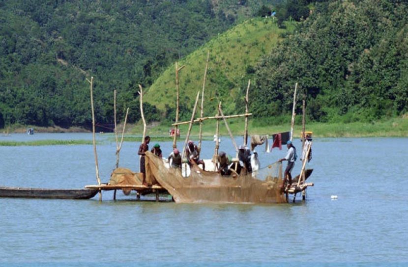 পহেলা মে থেকে কাপ্তাই হ্রদে মাছ ধরা নিষিদ্ধ