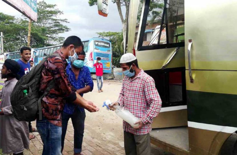 স্বাস্থ্যবিধি মেনে বাস চালুর দাবি