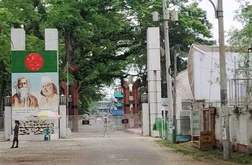 বেনাপোল বন্দরে আমদানি-রফতানি বাণিজ্য বন্ধ
