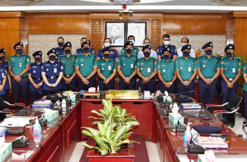 পেশাদারিত্বের সঙ্গে পদোন্নতিপ্রাপ্তদের দায়িত্ব পালনের নির্দেশ আইজিপির 
