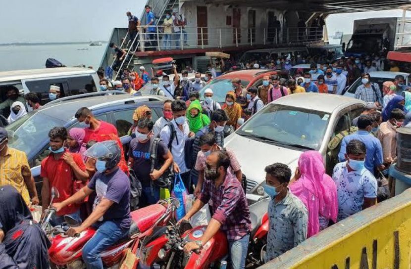 ৩ হাজার যাত্রী নিয়ে ছাড়ল ফেরি