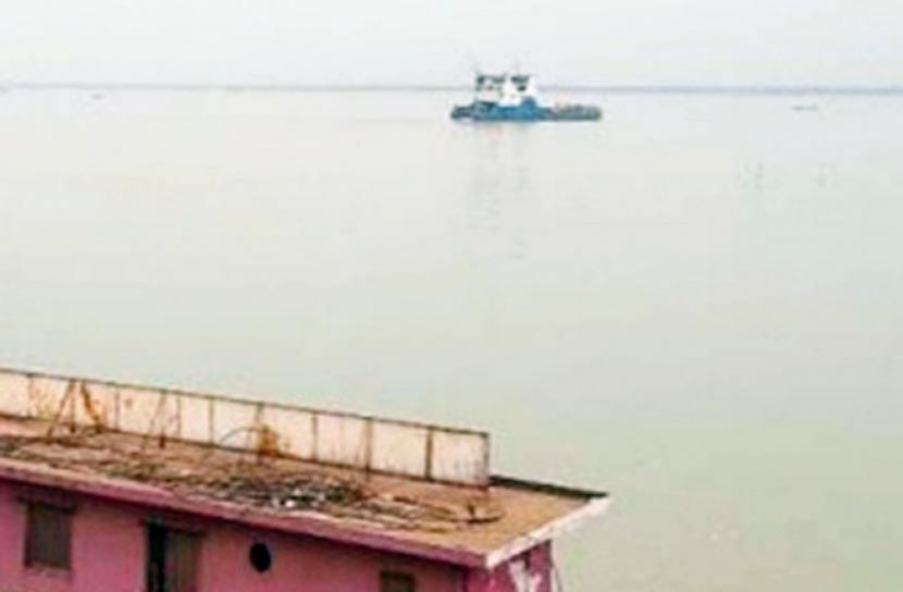 পাটুরিয়া-দৌলতদিয়ায় ফেরি চলাচল শুরু