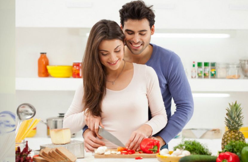 রান্নাঘর থেকে করোনার ঈদে রোমান্স শুরু হোক