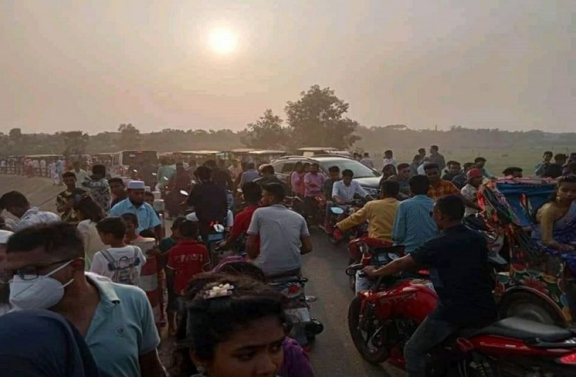 করোনা উপেক্ষা করে ভ্রমণ পিপাসুদের ঢল