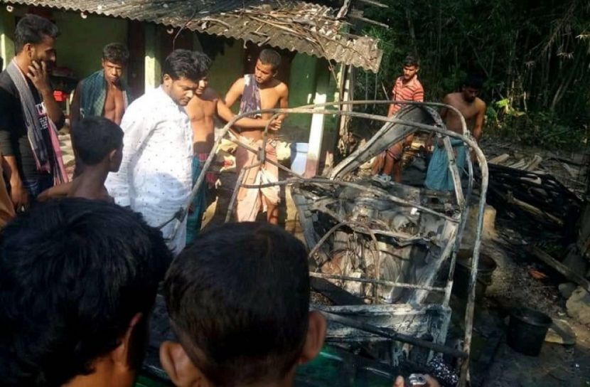 গ্যাস সিলিন্ডার বিস্ফোরণে গাড়ি ও বাড়ি ভস্মীভূত