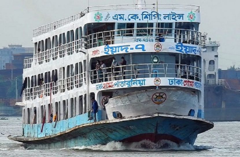 লঞ্চ চালুর দাবিতে সংবাদ সম্মেলনে  